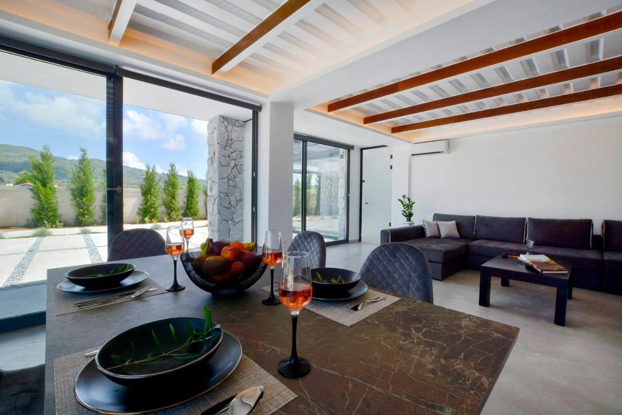 Villa Flamingo - 4 Bedrooms - Private Pool - Next To Renowned Issos Beach & Lake Korission Línia Eksteriør bilde